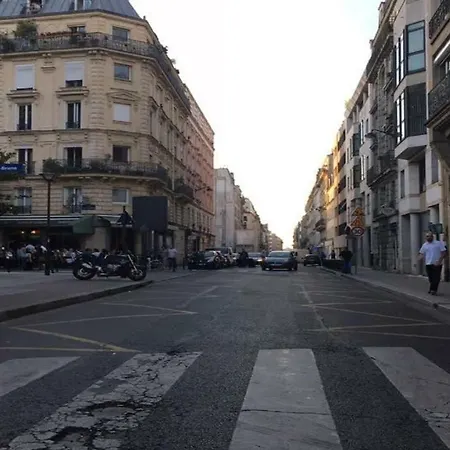 Pour 4 Personnes Montmartre Sacre Coeur Metro A 500 M Appartamento Parigi